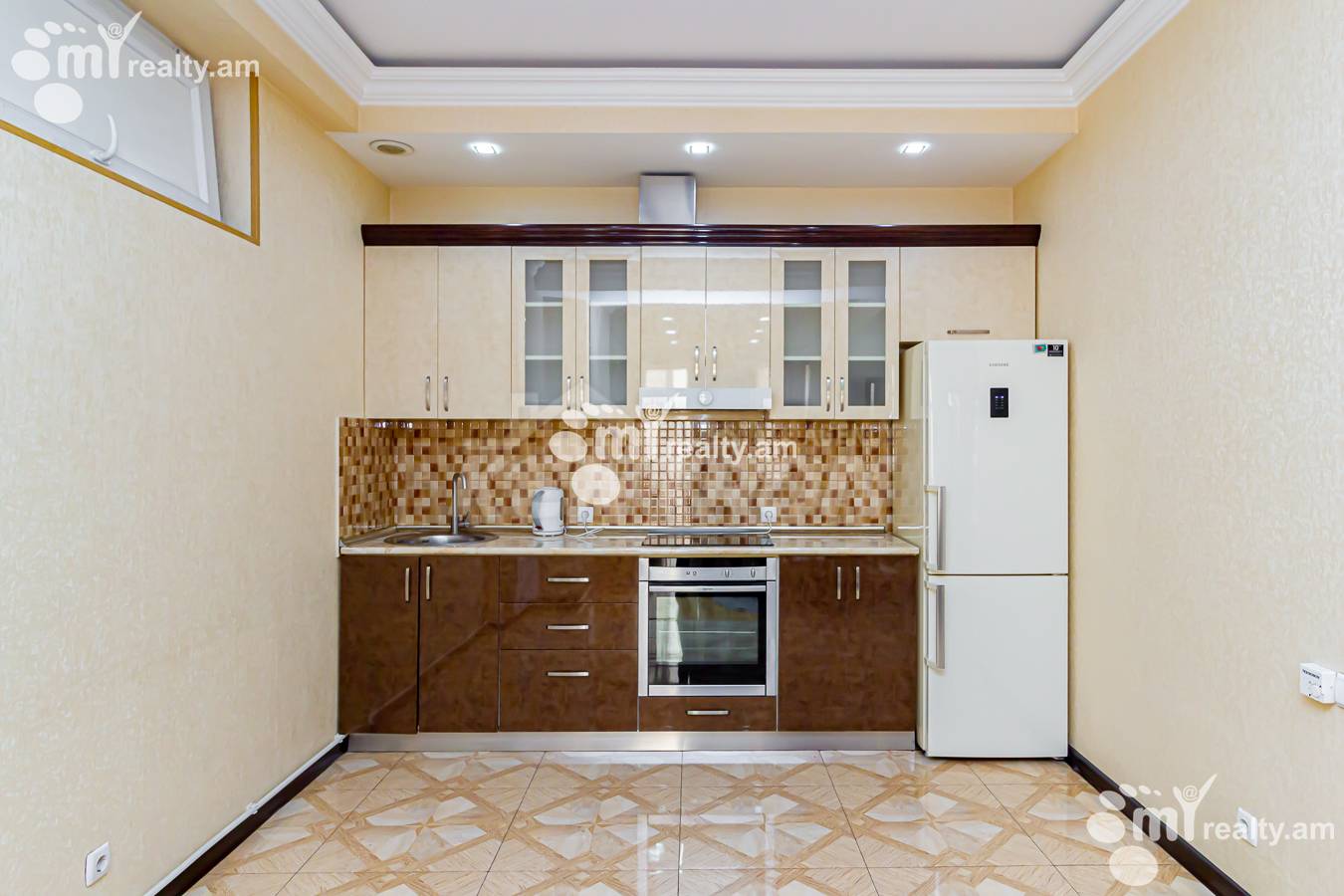 Купить 2 комнатную квартиру Амирян ул, Центр Ереван, 152596