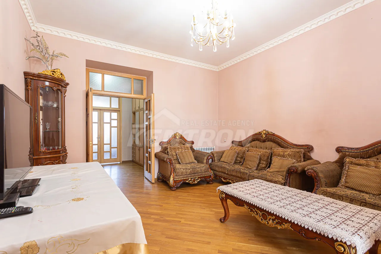 3 bedroom apartment for sale Kievyan St, Arabkir Yerevan, 157466