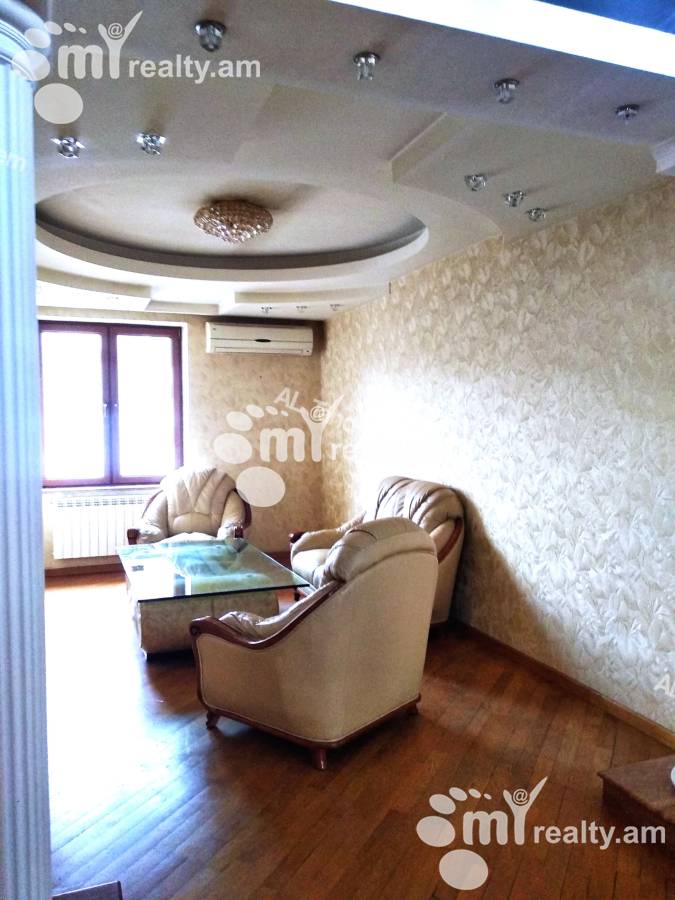 Купить 4 комнатную квартиру Саят-Нова пр, Центр Ереван, 125725