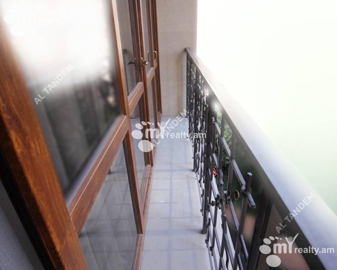 3 bedroom apartment for sale Yekmalyan St, Center Yerevan, 159046