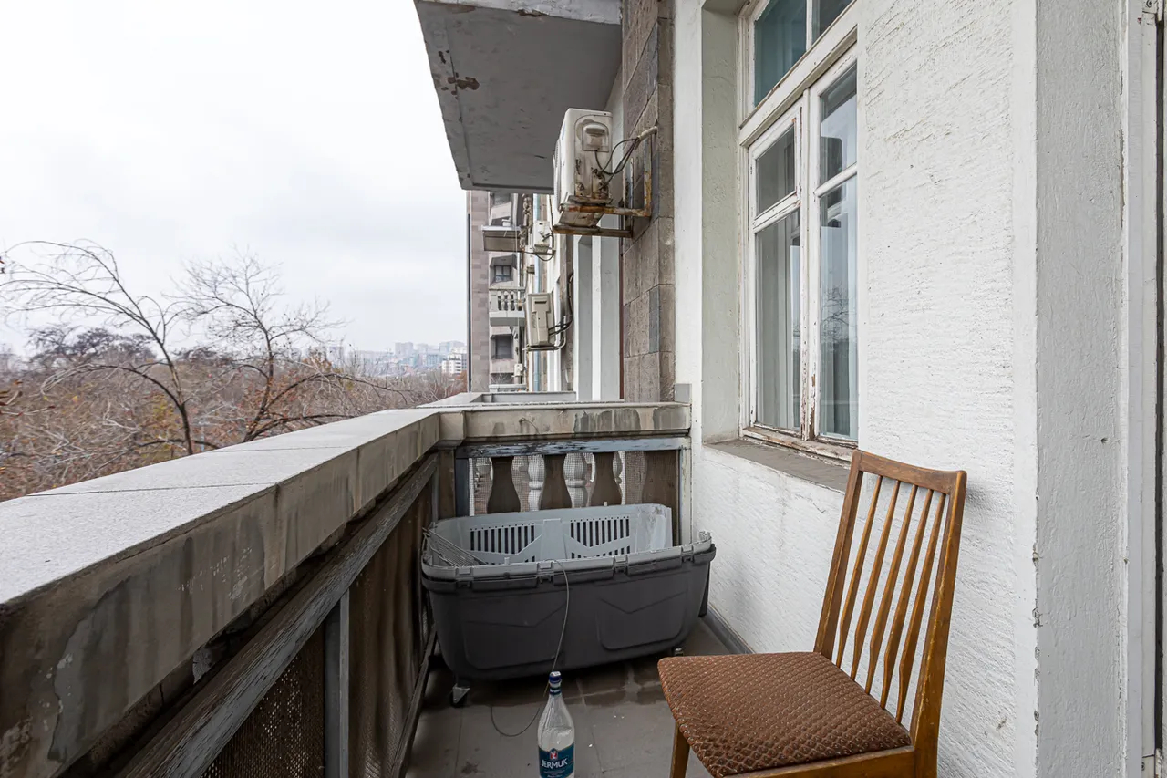 4 bedroom apartment for sale Isahakyan St, Center Yerevan, 158233