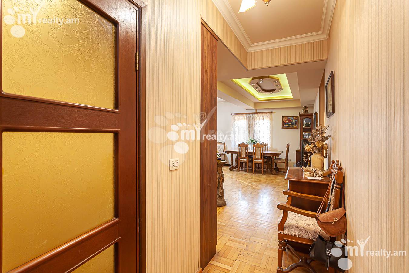 Купить 3 комнатную квартиру Кохбаци ул, Центр Ереван, 154527