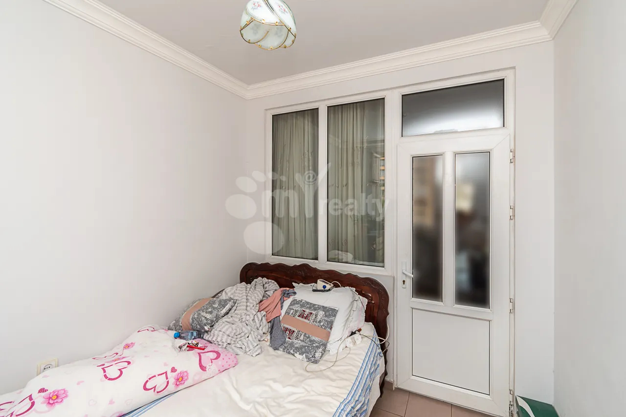 5 bedroom apartment for sale A. Avetisyan St, Arabkir Yerevan, 160759