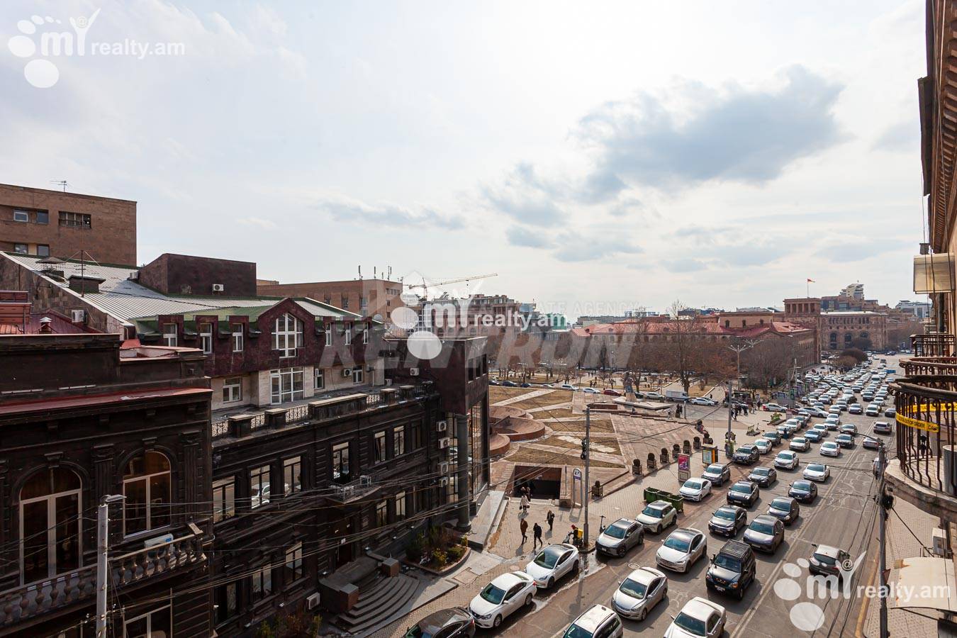 4 սենյականոց բնակարան  Նալբանդյան փող, Կենտրոն Երևան, 155250