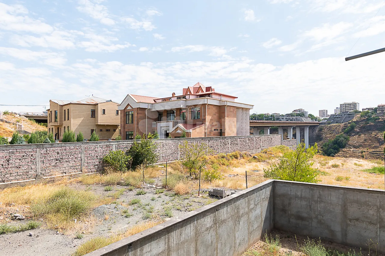 House for sale خیابان میکویان, داوتاشِن ایروان, 161535