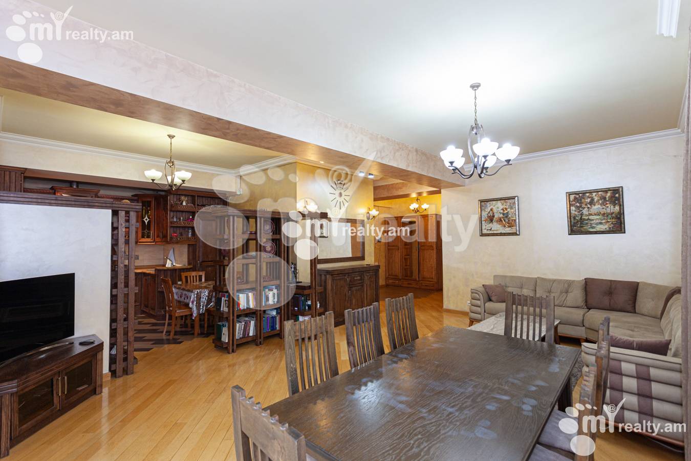 Снять 3 комнатную квартиру Мгер Мкртчян ул, Центр Ереван, 135041