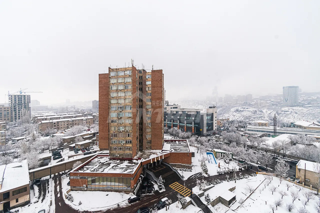 2 սենյականոց բնակարան  Աբելյան փող, Աջափնյակ Երևան, 158805