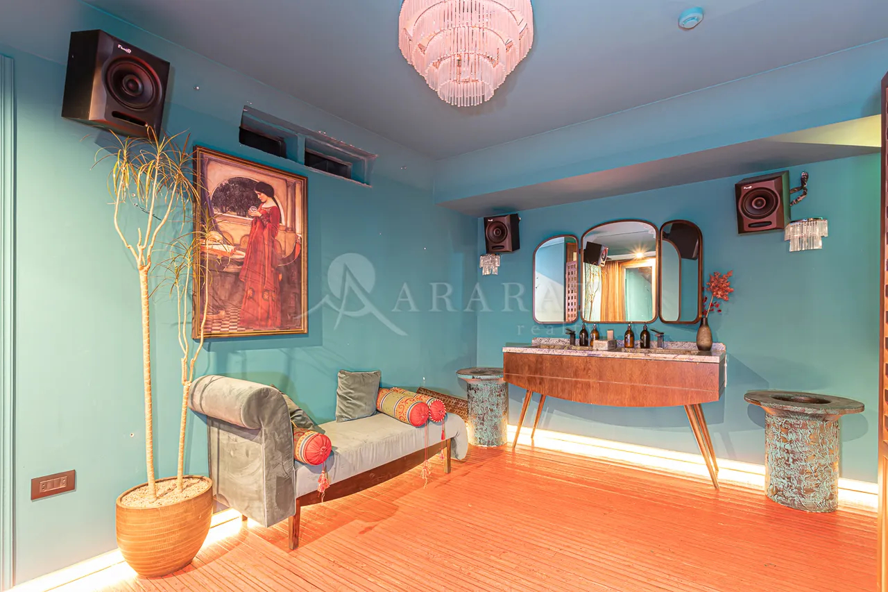 Commercial property for sale Saryan St, Center Yerevan, 157531