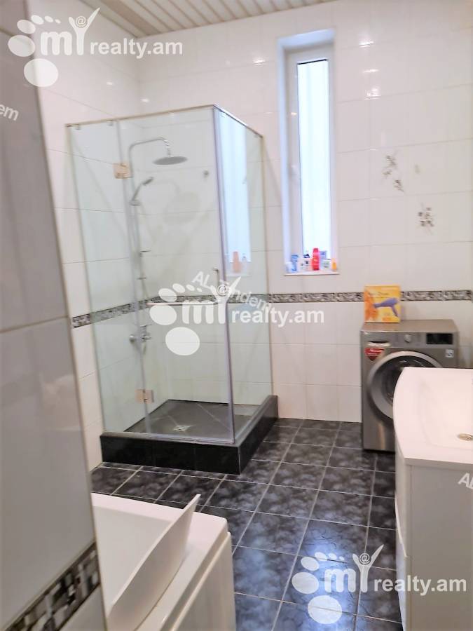 House for rent خیابان آنتارایین, مرکز شهر ایروان, 138622