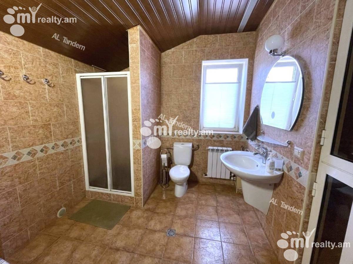 Снять 5 комнатную квартиру Туманян ул, Центр Ереван, 153165