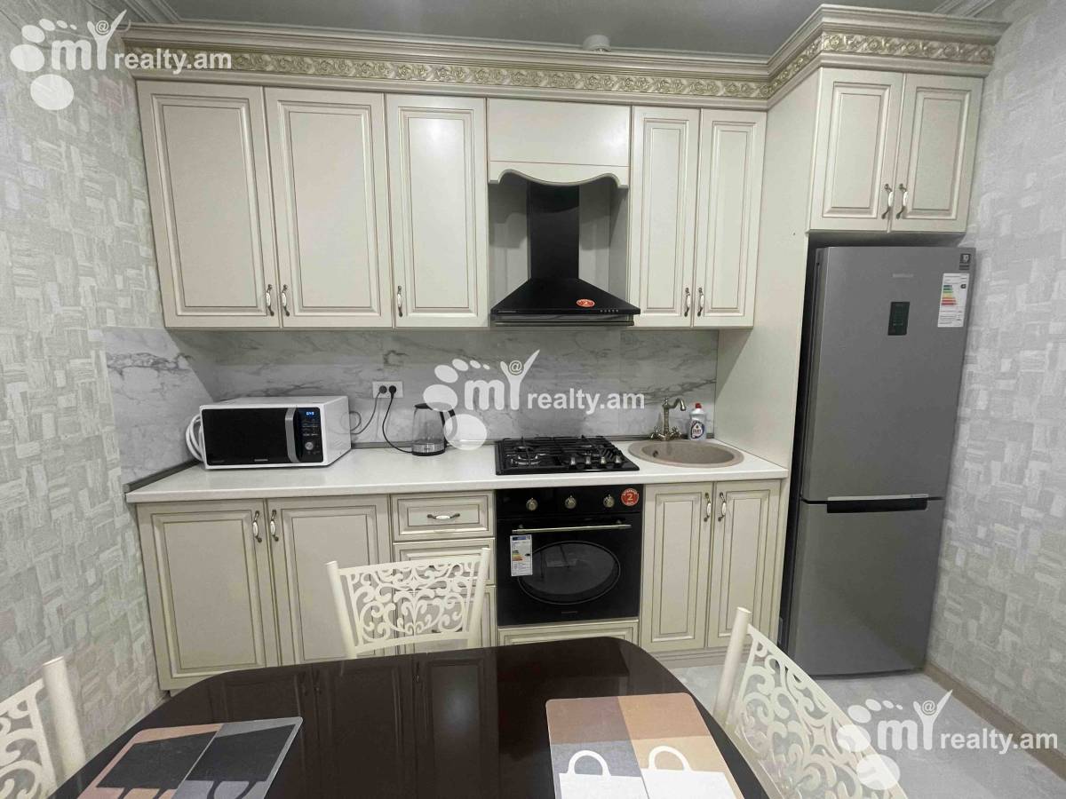 2 սենյականոց բնակարան  Տերյան փող, Կենտրոն Երևան, 155030