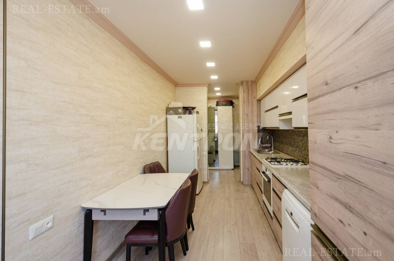2 սենյականոց բնակարան  Թումանյան փող, Կենտրոն Երևան, 138189