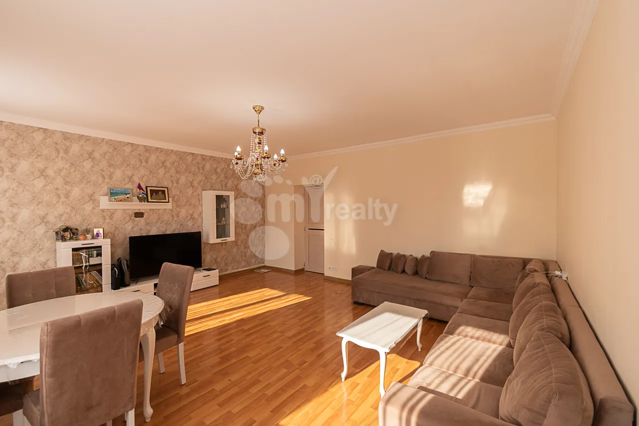 3 bedroom apartment for sale Hr.Kochar St, Arabkir Yerevan, 159110