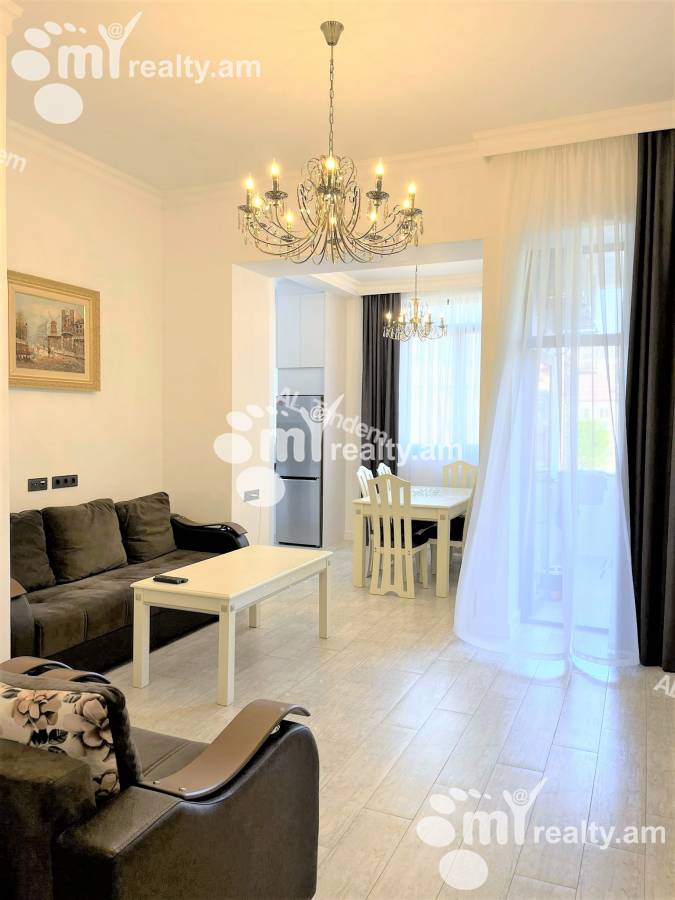 3 սենյականոց բնակարան  Կորյուն փող, Կենտրոն Երևան, 136180