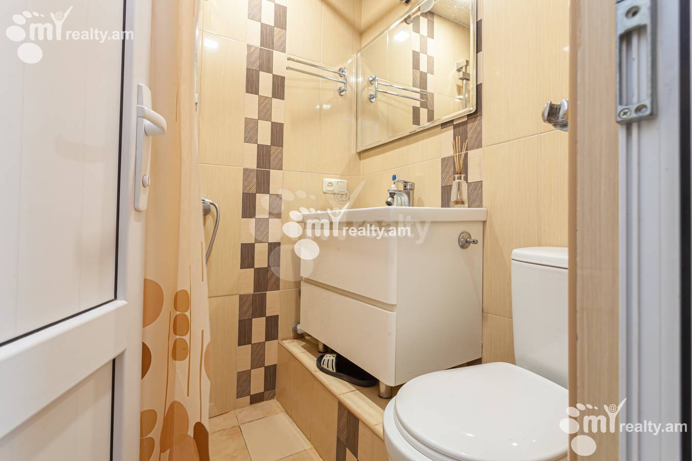 Առանձնատուն  Ա. Խաչատրյան փող, Արաբկիր Երևան, 151717