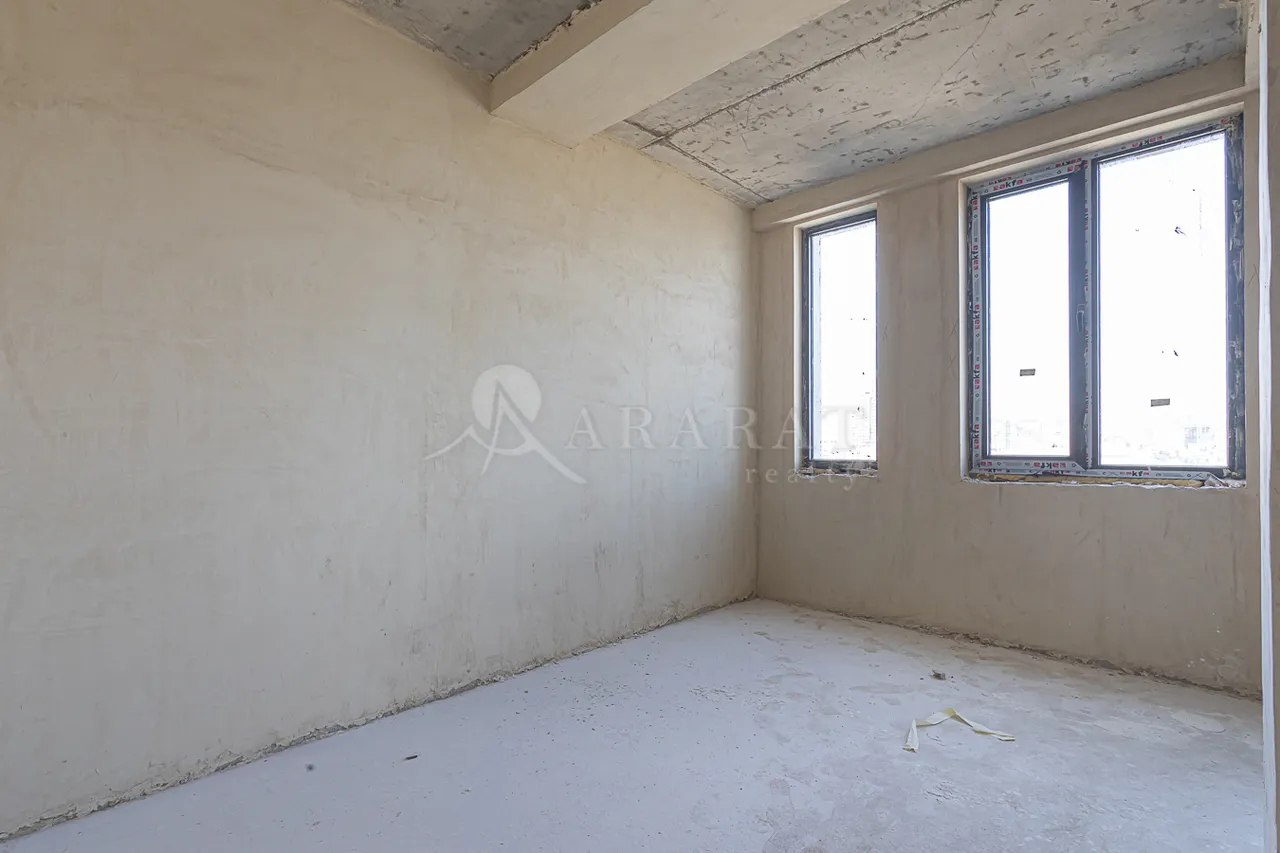 3 bedroom apartment for sale Tsovakal Isakov Ave, Center Yerevan, 157223