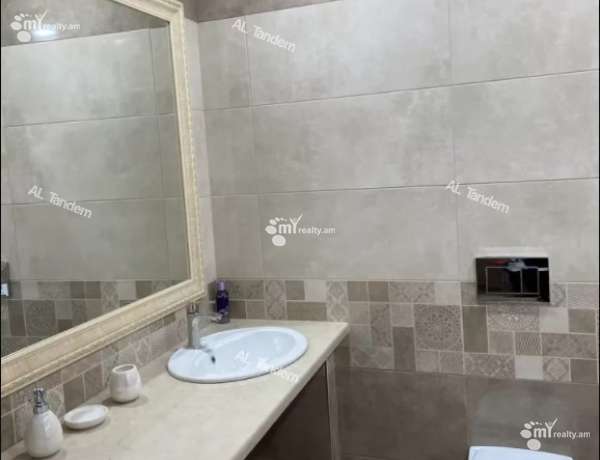 arandznatun-vardzakalutyun-Yerevan-Arabkir