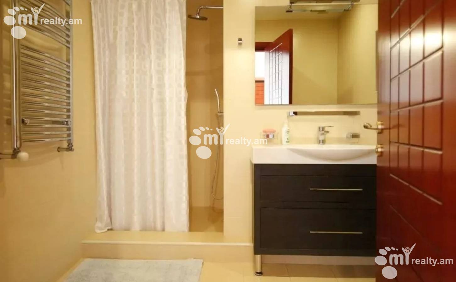 3 bedroom apartment for rent خیابان تامانیان, مرکز شهر ایروان, 158175