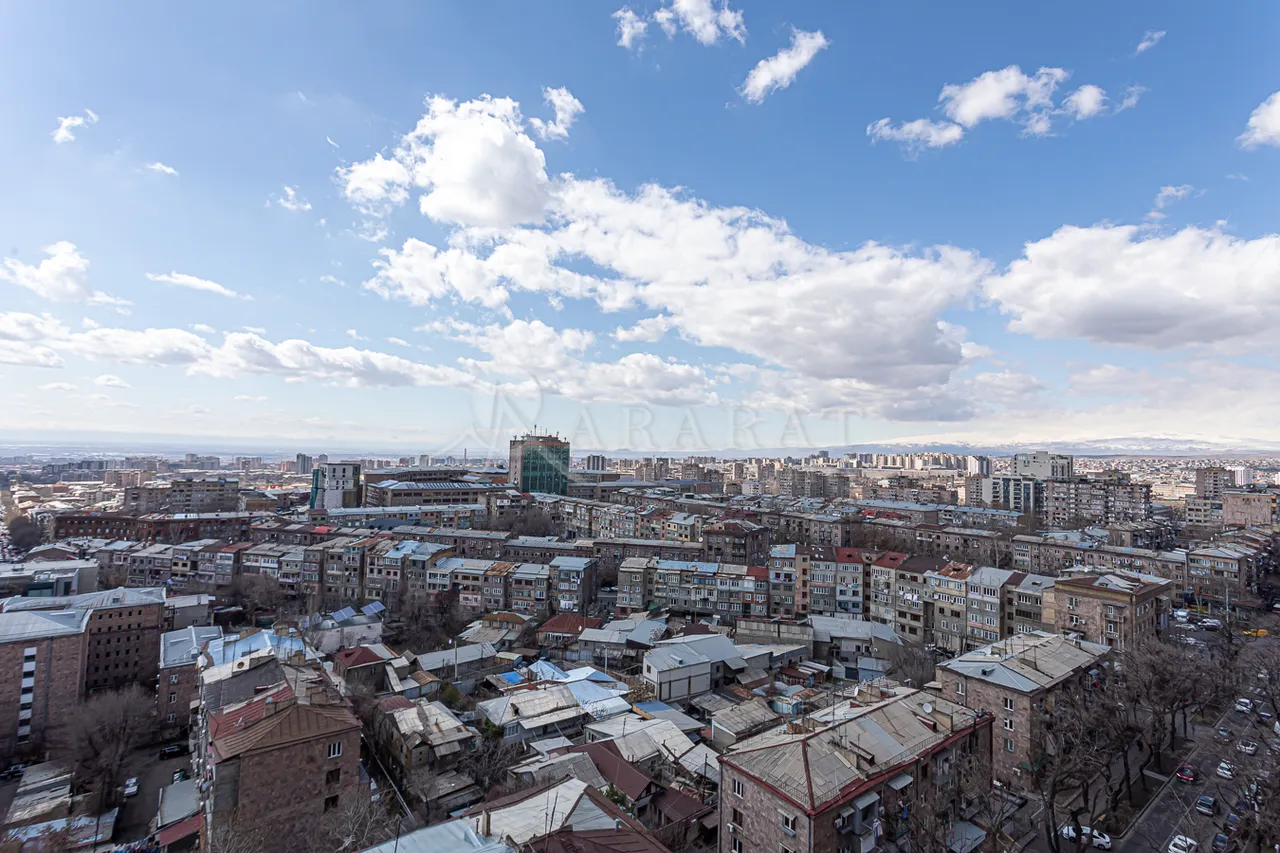4 սենյականոց բնակարան վարձով Ադոնց փող, Արաբկիր Երևան, 161970