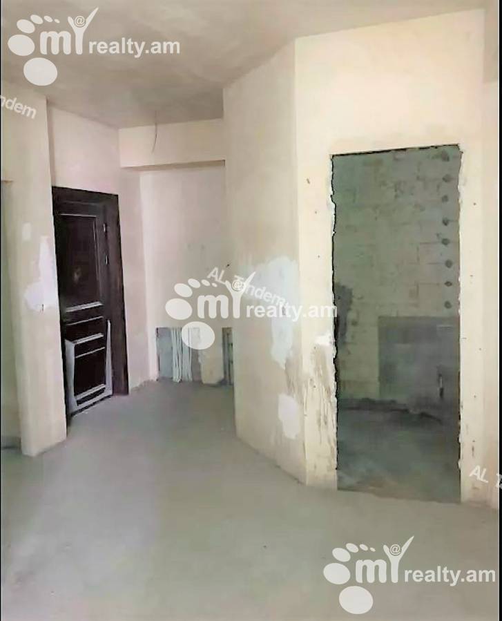 3 սենյականոց բնակարան  Սարյան փող, Կենտրոն Երևան, 133905