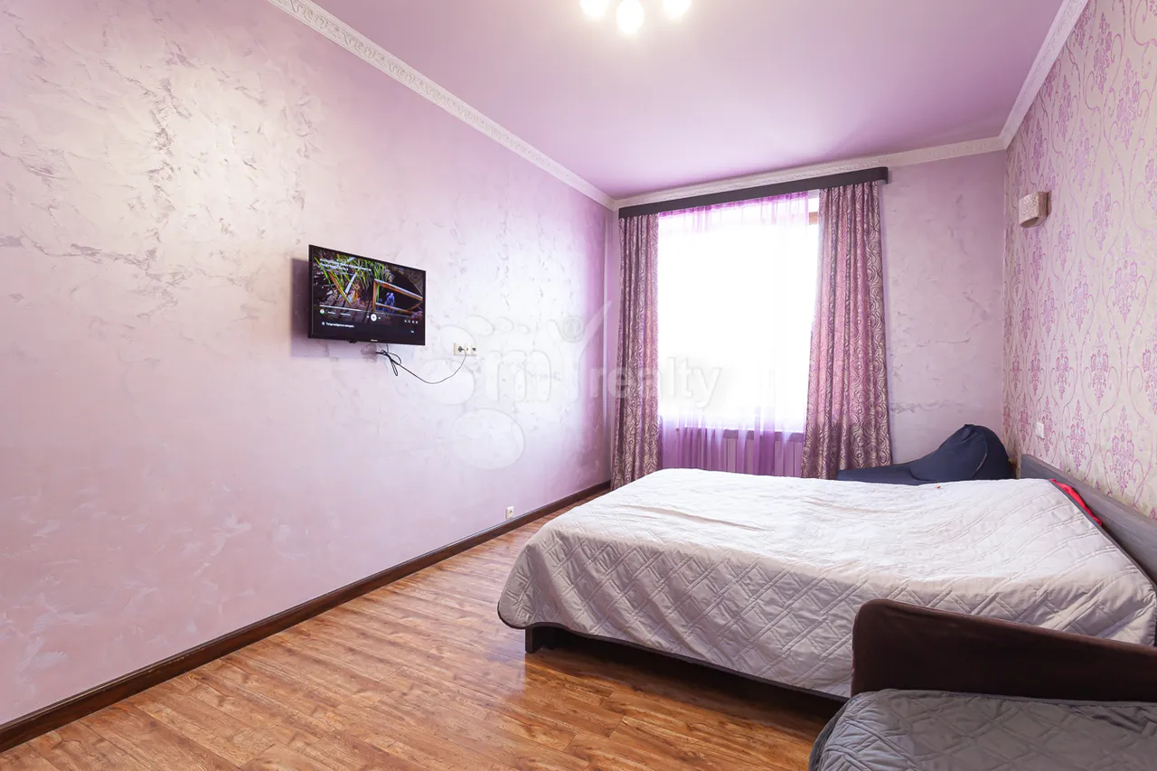 4 bedroom apartment for sale Antarayin St, Center Yerevan, 160812