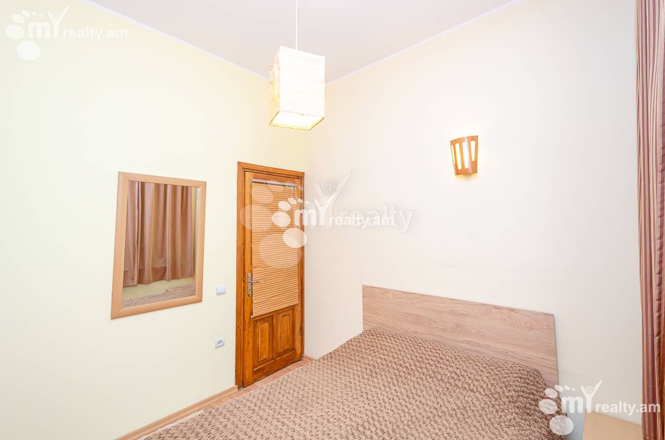 4 bedroom apartment for rent خیابان پوشکین, مرکز شهر ایروان, 151207