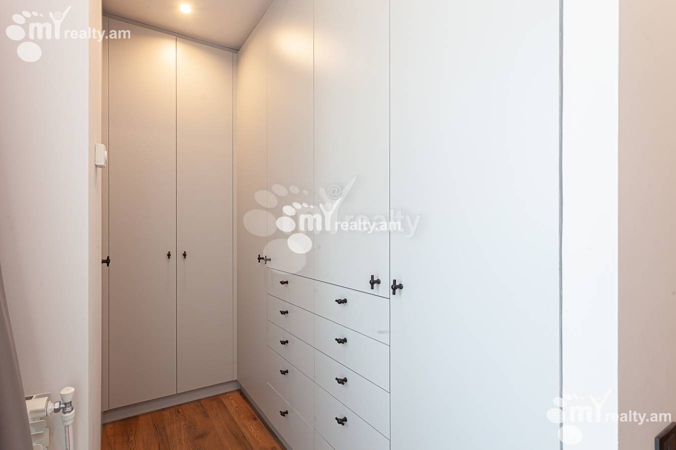 4 bedroom apartment for sale Davtashen 1 district, Dawtaschen Yerevan, 156020