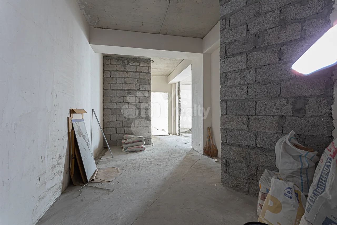 3 bedroom apartment for sale Antarayin St, Center Yerevan, 157901