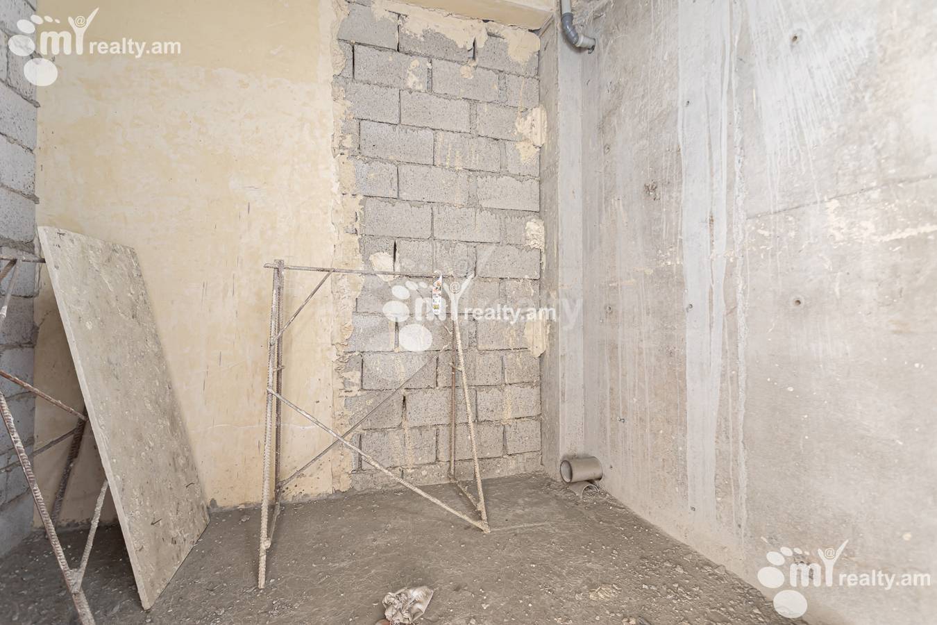 4 սենյականոց բնակարան  Լվովյան փող, Նոր Նորք Երևան, 156595