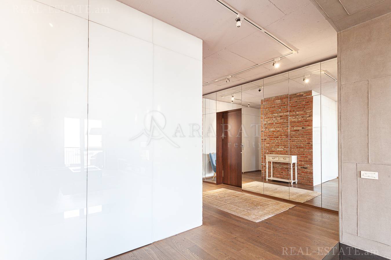 2 bedroom apartment for sale Antarayin St, Center Yerevan, 144593