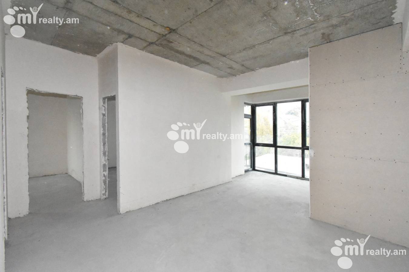 3 bedroom apartment for sale خیابان 11 آیگستان, مرکز شهر ایروان, 154801