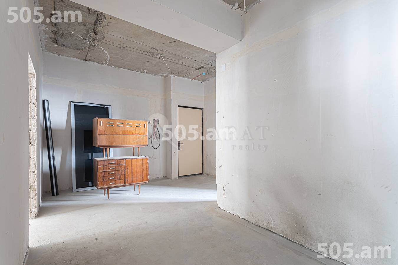 4 bedroom apartment for sale خیابان گِریبودوف, عربگیر ایروان, 156737