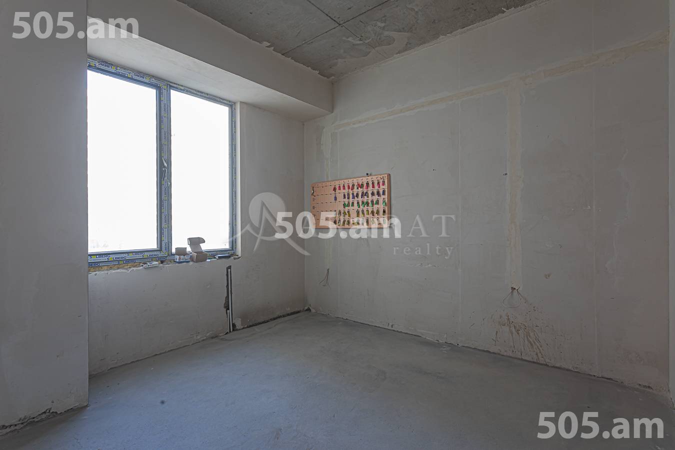 4 bedroom apartment for sale خیابان گِریبودوف, عربگیر ایروان, 156737