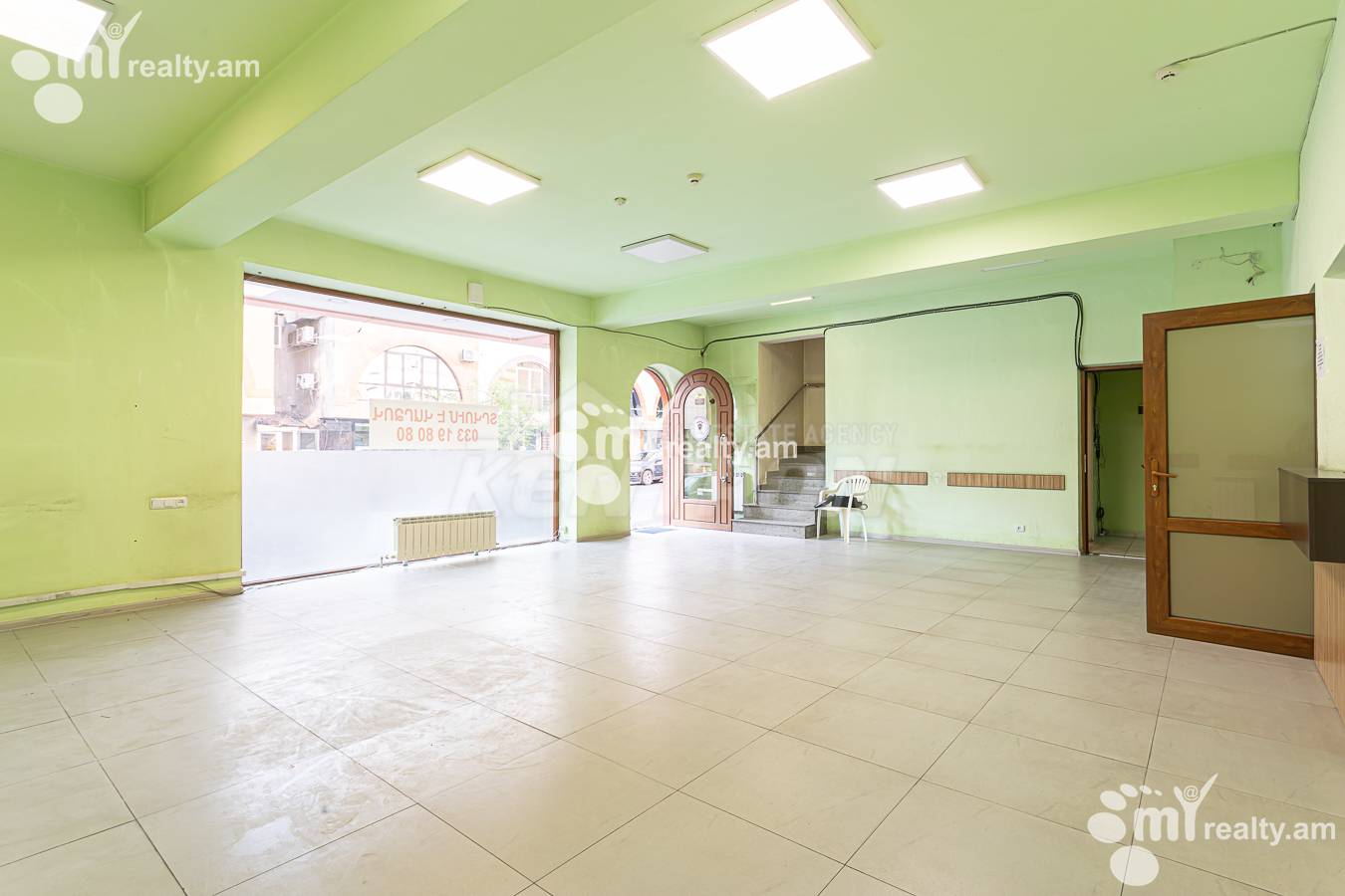 Commercial for rent خیابان اِ. کوچار, مرکز شهر ایروان, 156376