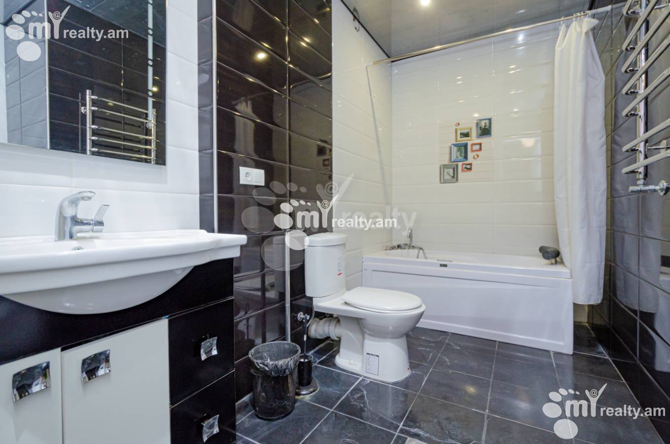 3 bedroom apartment for sale Mashtots Ave, Center Yerevan, 138013