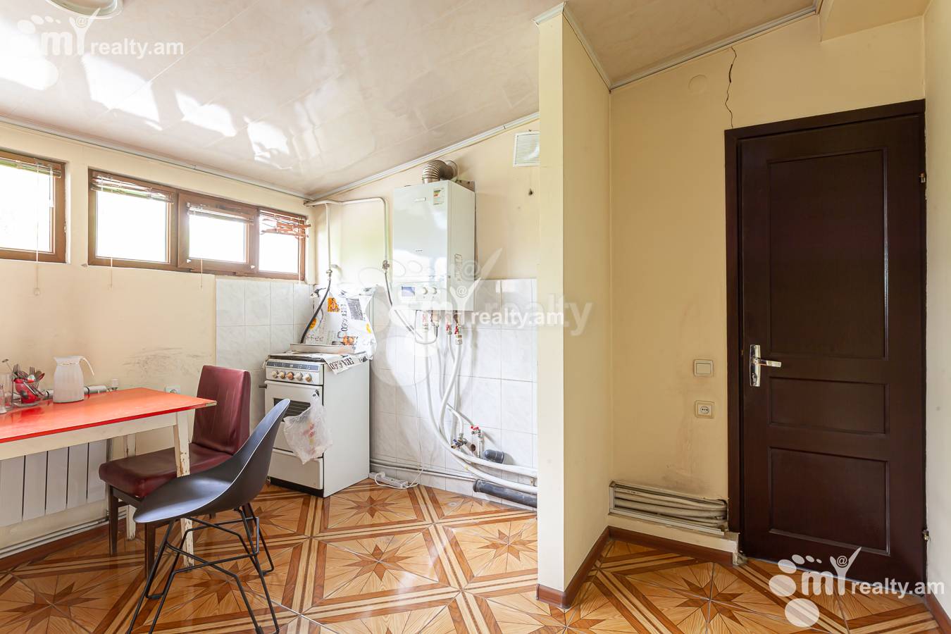 Commercial for sale خیابان Hasratian., آچاپنیاک ایروان, 155404