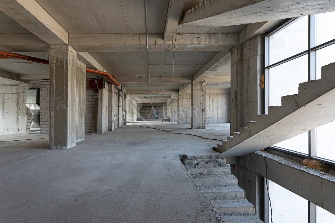 Commercial property for sale Paruyr Sevak  dis. 17 street, Avan Yerevan, 157752