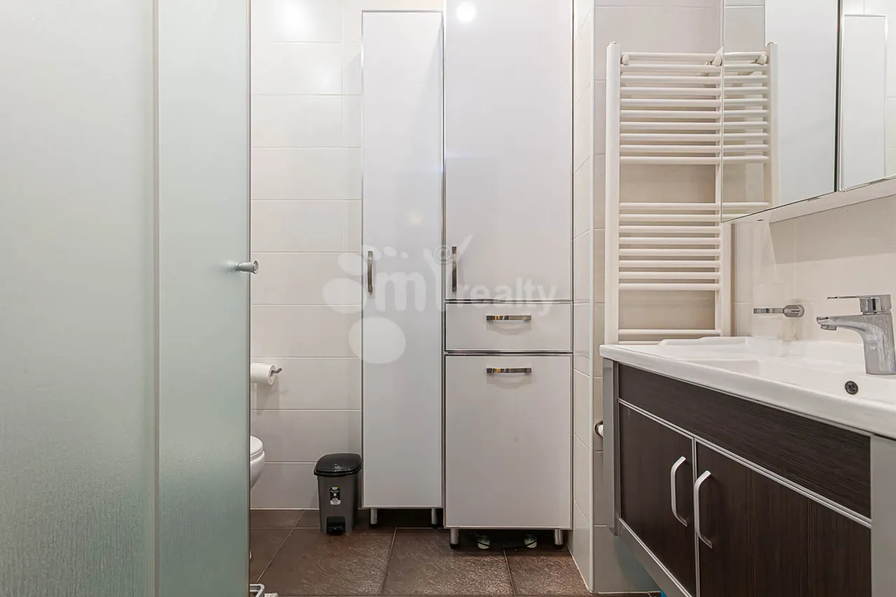 2 bedroom apartment for rent Buzand St, Center Yerevan, 160079