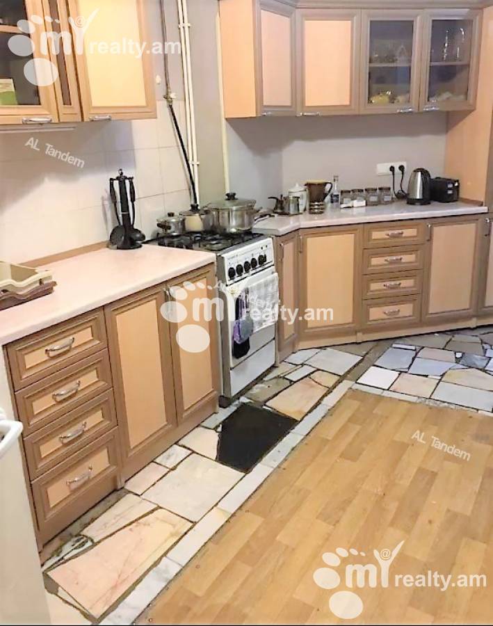 3 bedroom apartment for sale Pushkin St, Center Yerevan, 125078