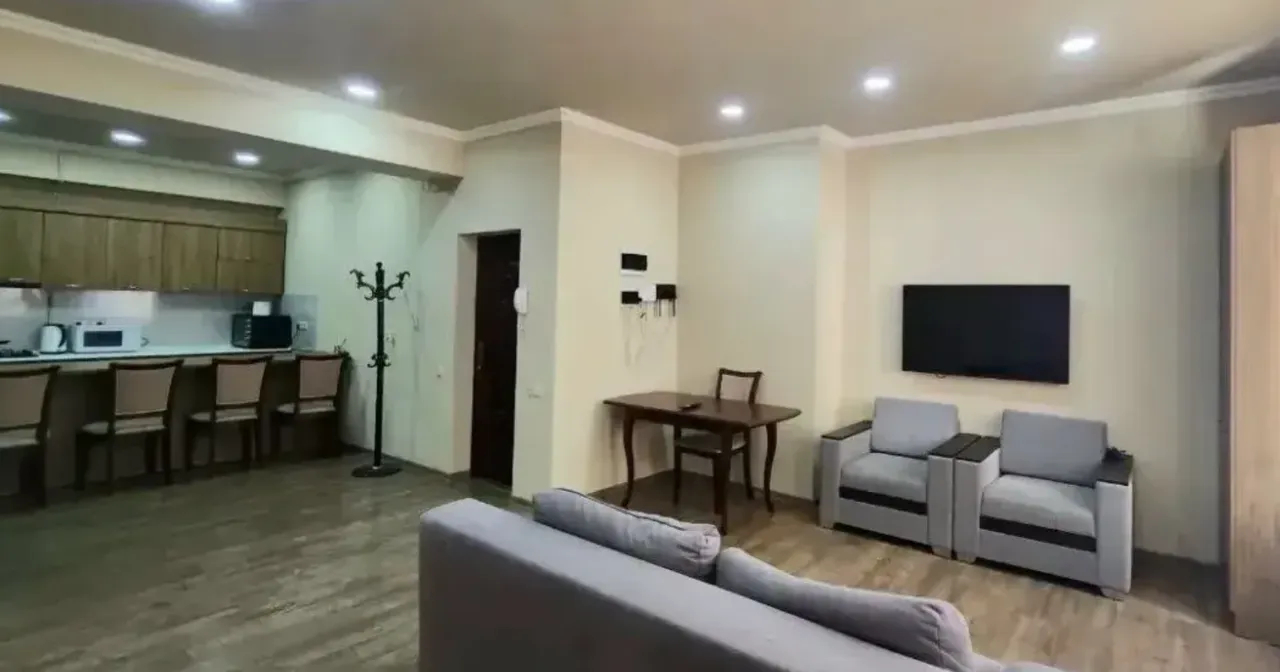 2 սենյականոց բնակարան վարձով Տերյան փող, Կենտրոն Երևան, 159585