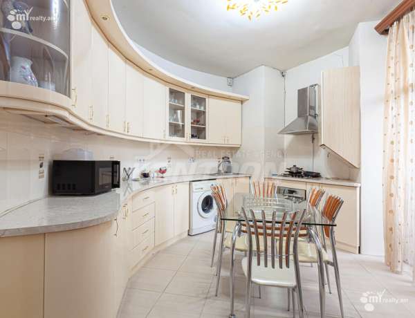 3-senyakanoc-bnakaran-vardzakalutyun-Yerevan-Center