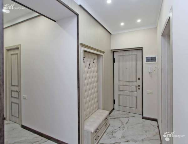 3-senyakanoc-bnakaran-vacharq-Yerevan-Center