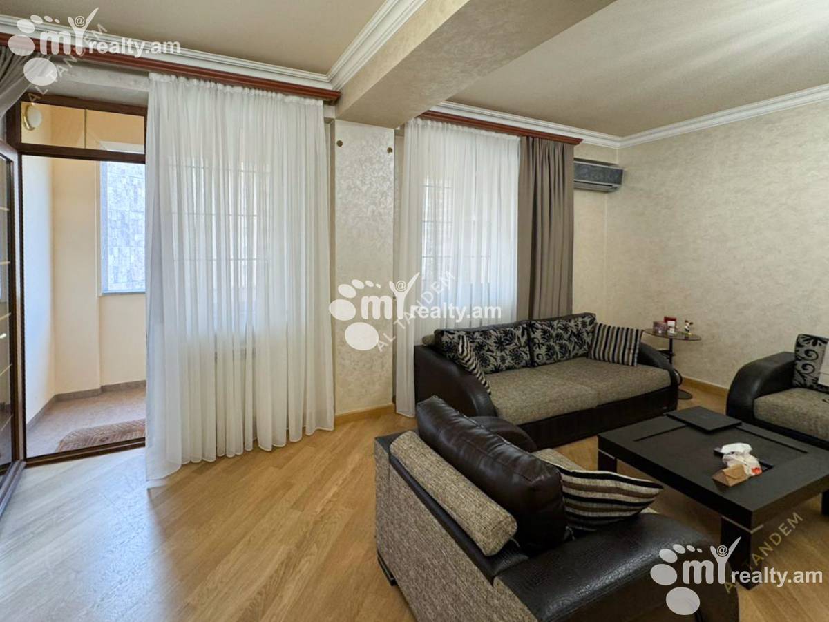 3 սենյականոց բնակարան  Սարյան փող, Կենտրոն Երևան, 127177
