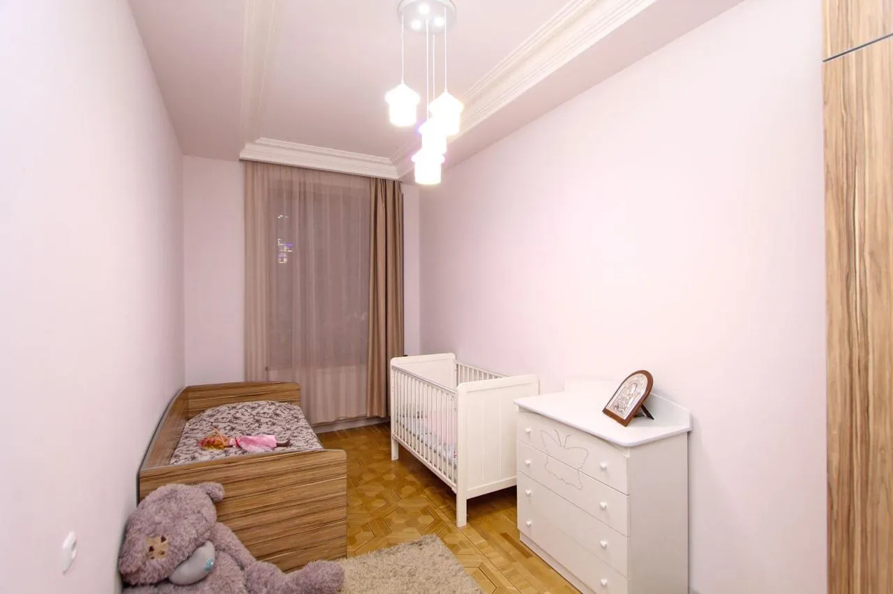 4 bedroom apartment for sale Sayat-Nova Ave, Center Yerevan, 159418