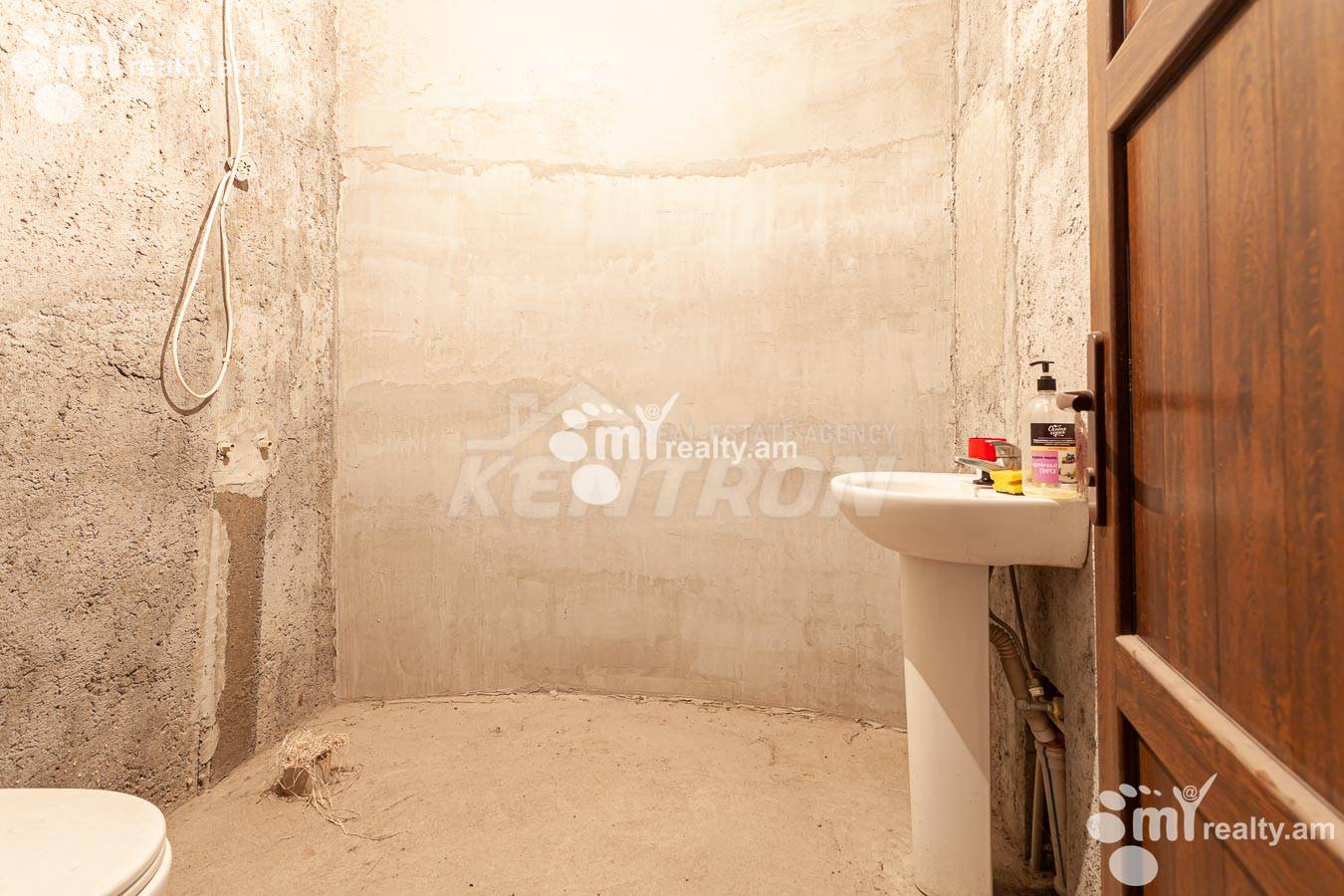 House for sale G 1 dis., Adshapnjak Yerevan, 155300