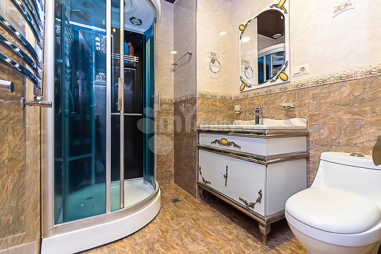 4 bedroom apartment for rent Keri St, Arabkir Yerevan, 161713