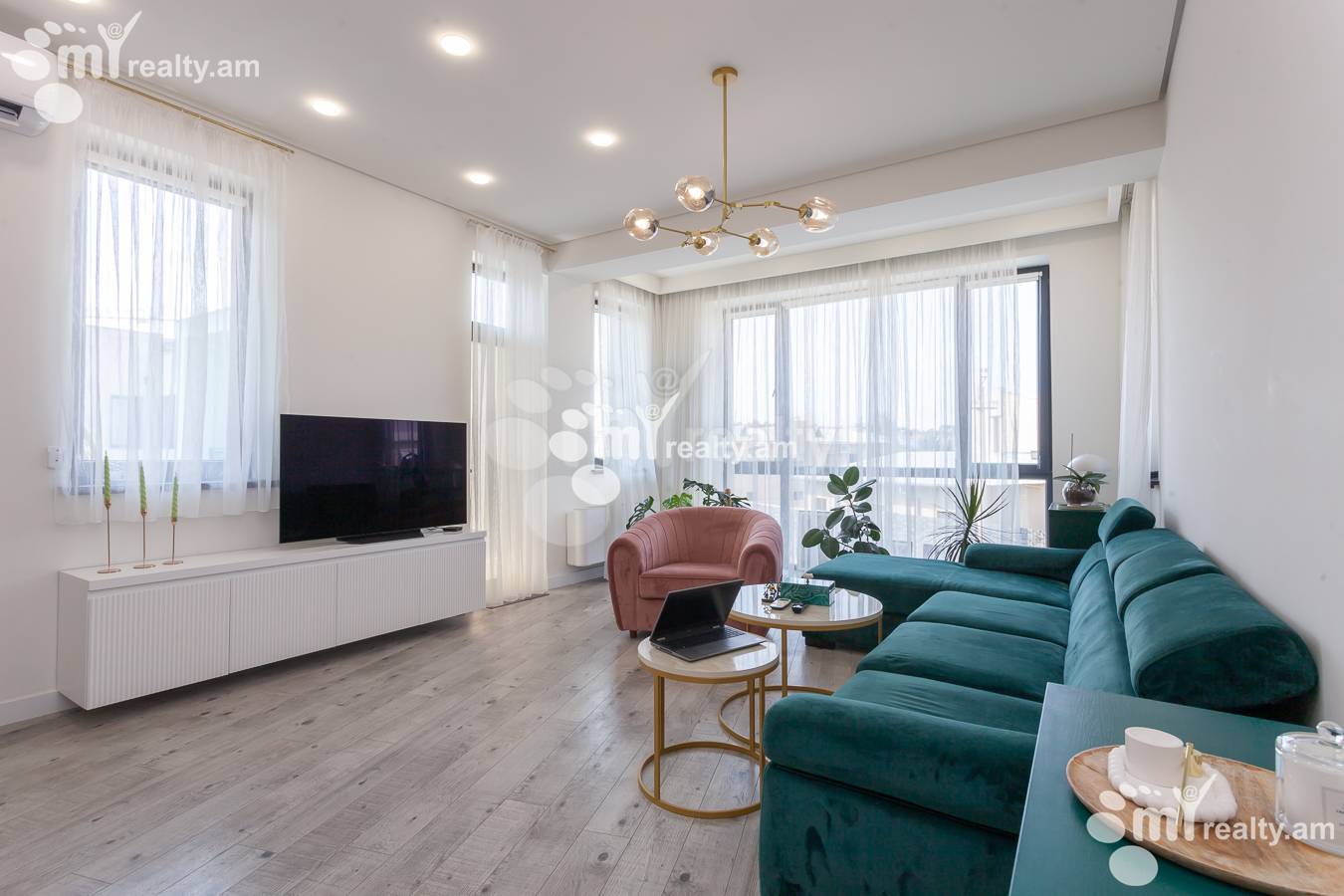 4 bedroom apartment for sale Tigran Petrosyan St, Davtashen Yerevan, 156080