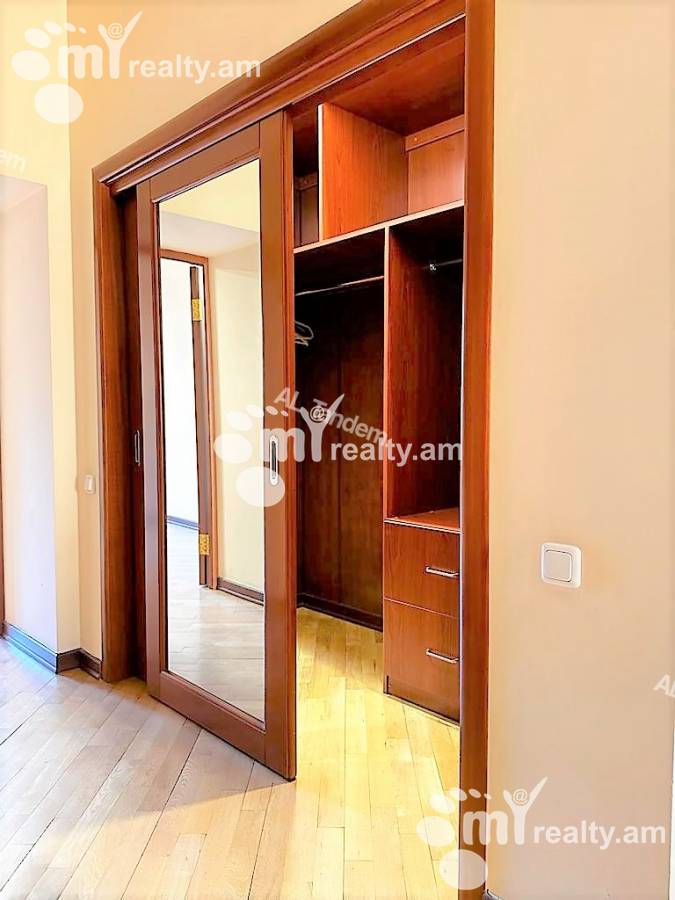 4 bedroom apartment for rent Sayat-Nova Ave, Center Yerevan, 139715