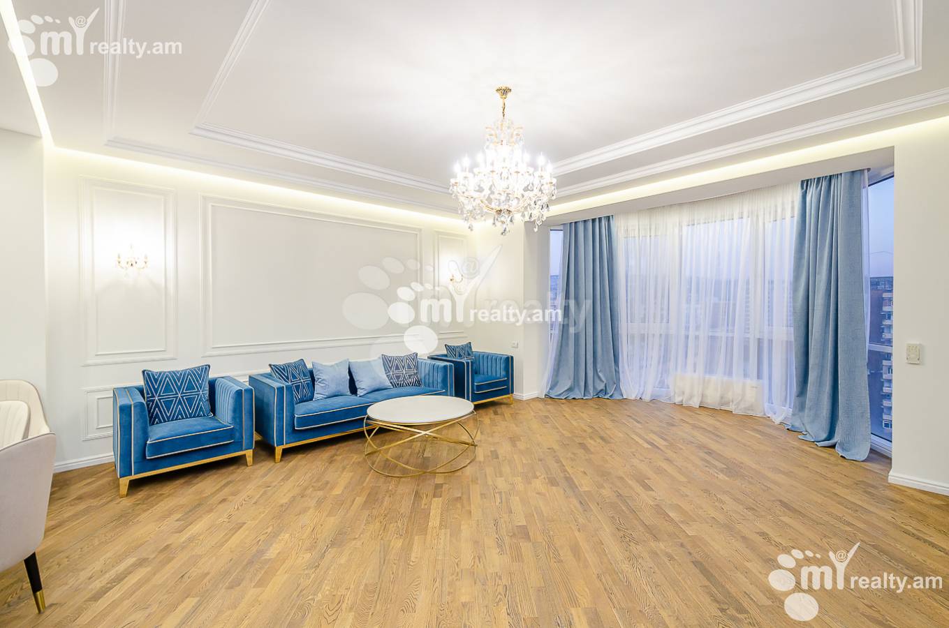 Снять 4 комнатную квартиру Амирян ул, Центр Ереван, 145989