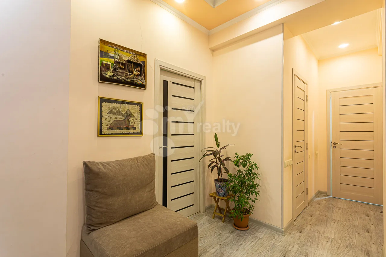 4 bedroom apartment for sale Gyuliqevxyan St, Nor Norque Yerevan, 159626